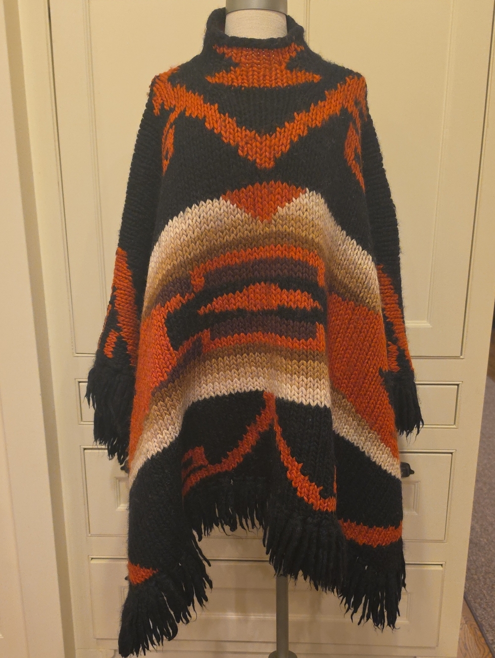 Vintage Lauren Ralph Lauren Hand Knit 100% Wool Southwestern Fringe Poncho EUC